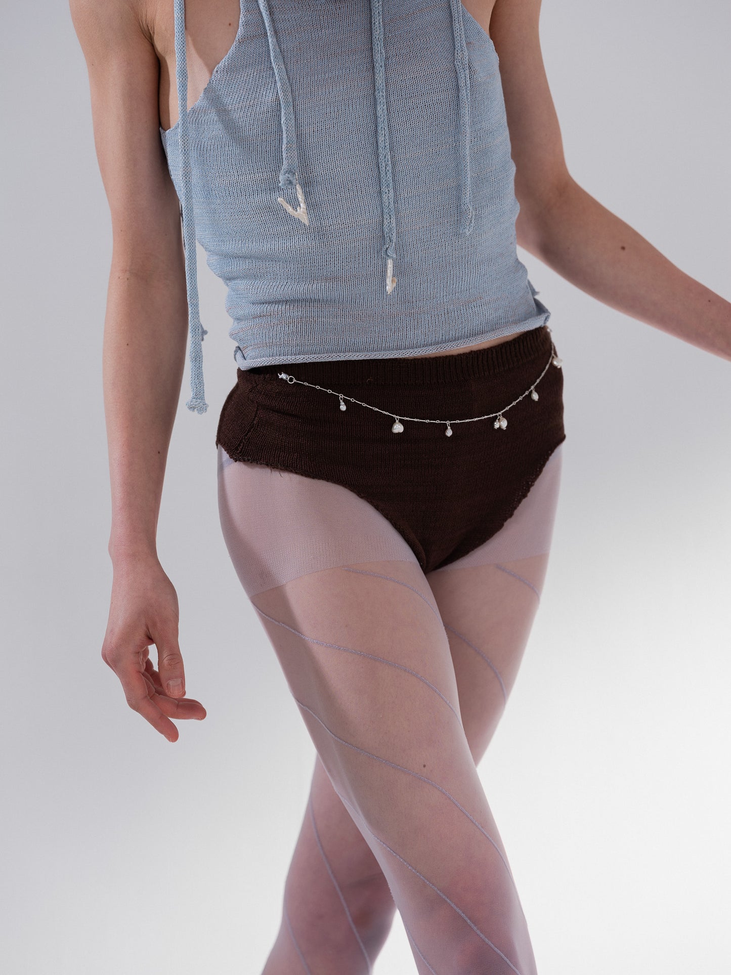 Handknitted culotte with detachable necklace