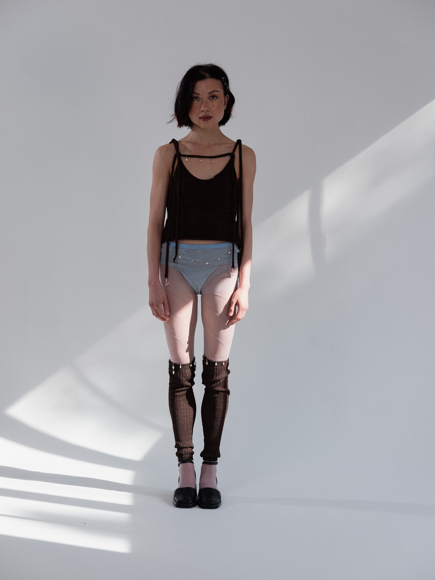 Handknitted culotte with detachable necklace
