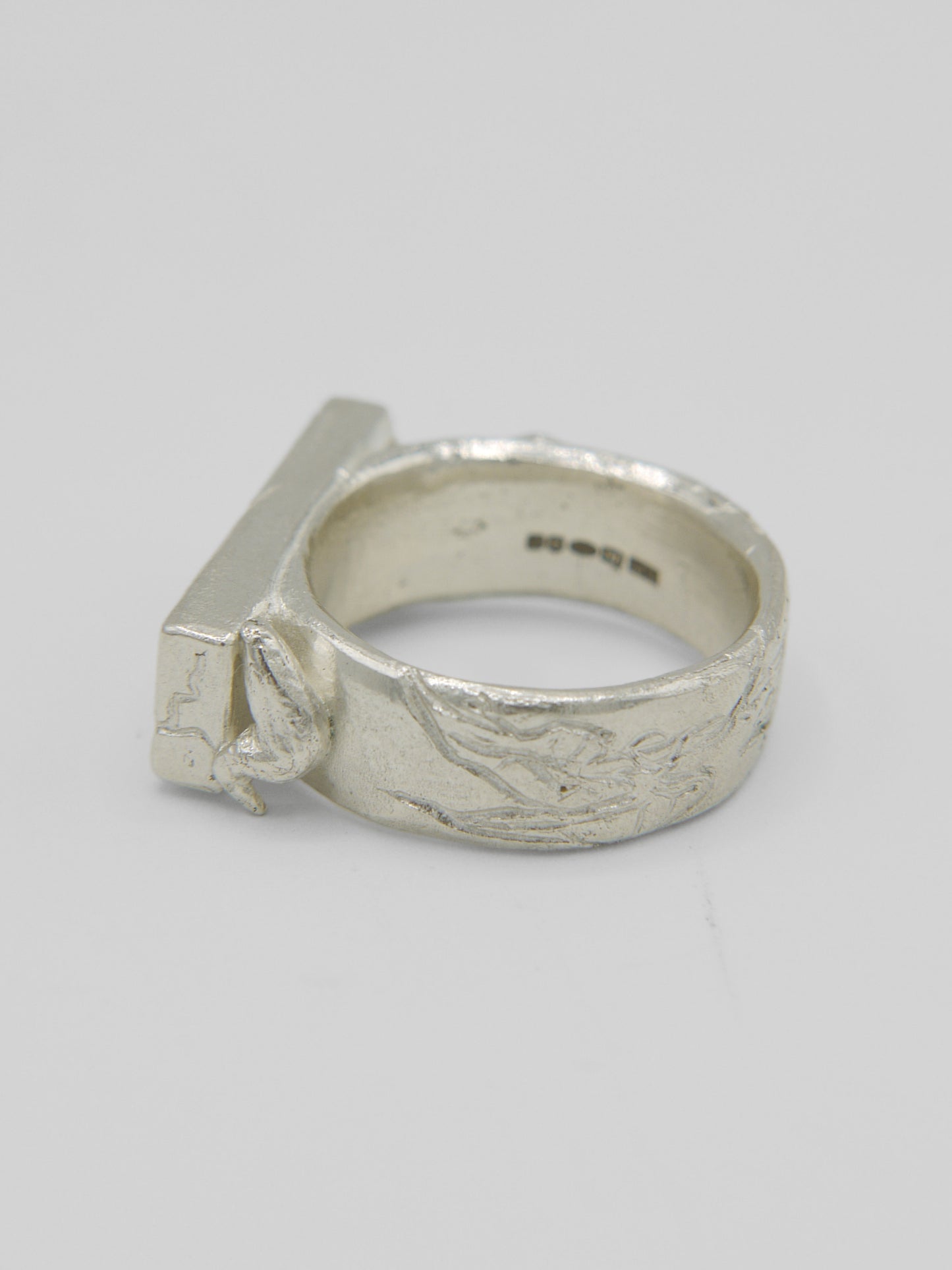 Bindeed Ring