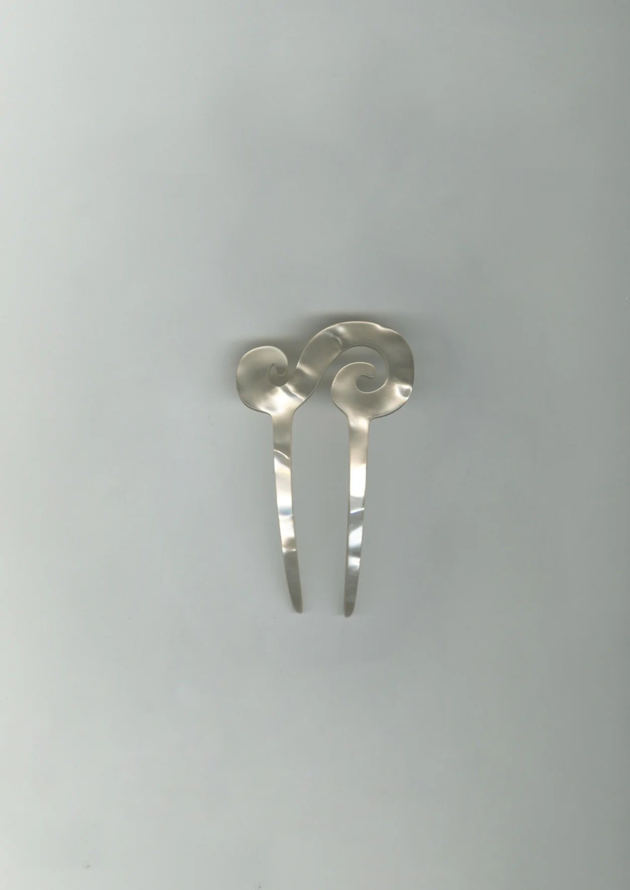 Pearl Spiral French Clip