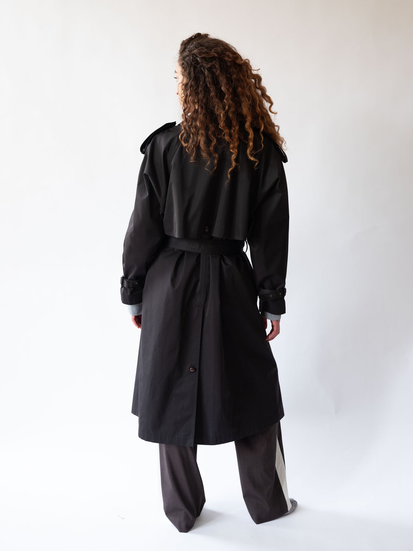 Black Hardware Clip Trench Coat