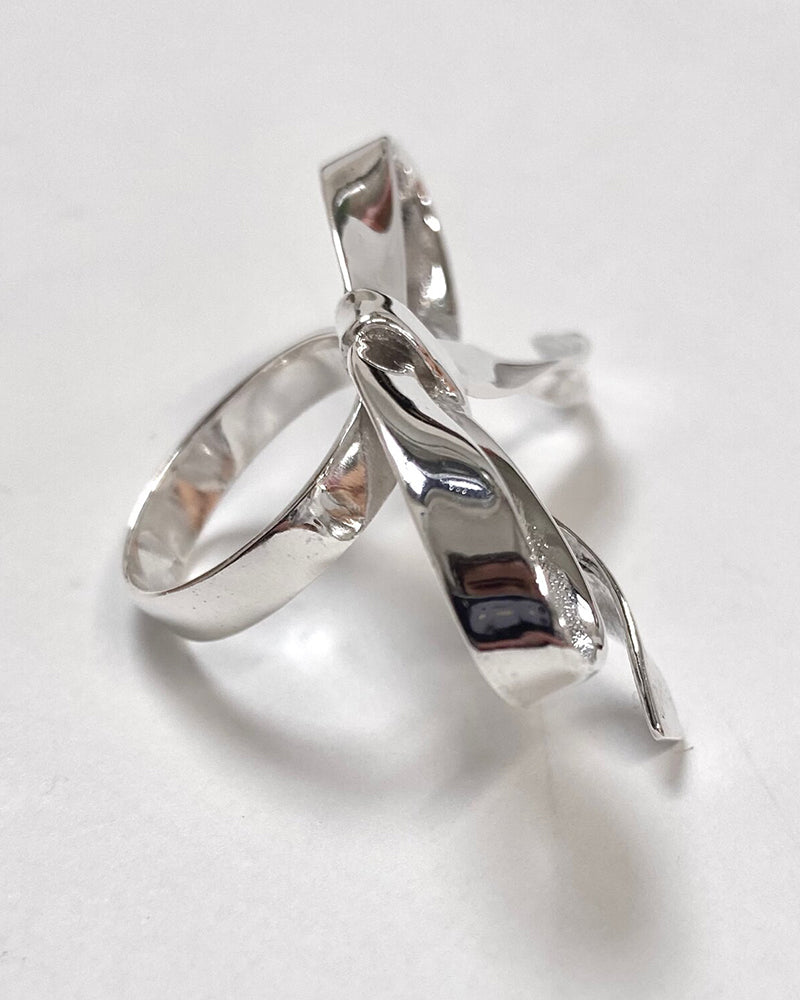 Bow Ring