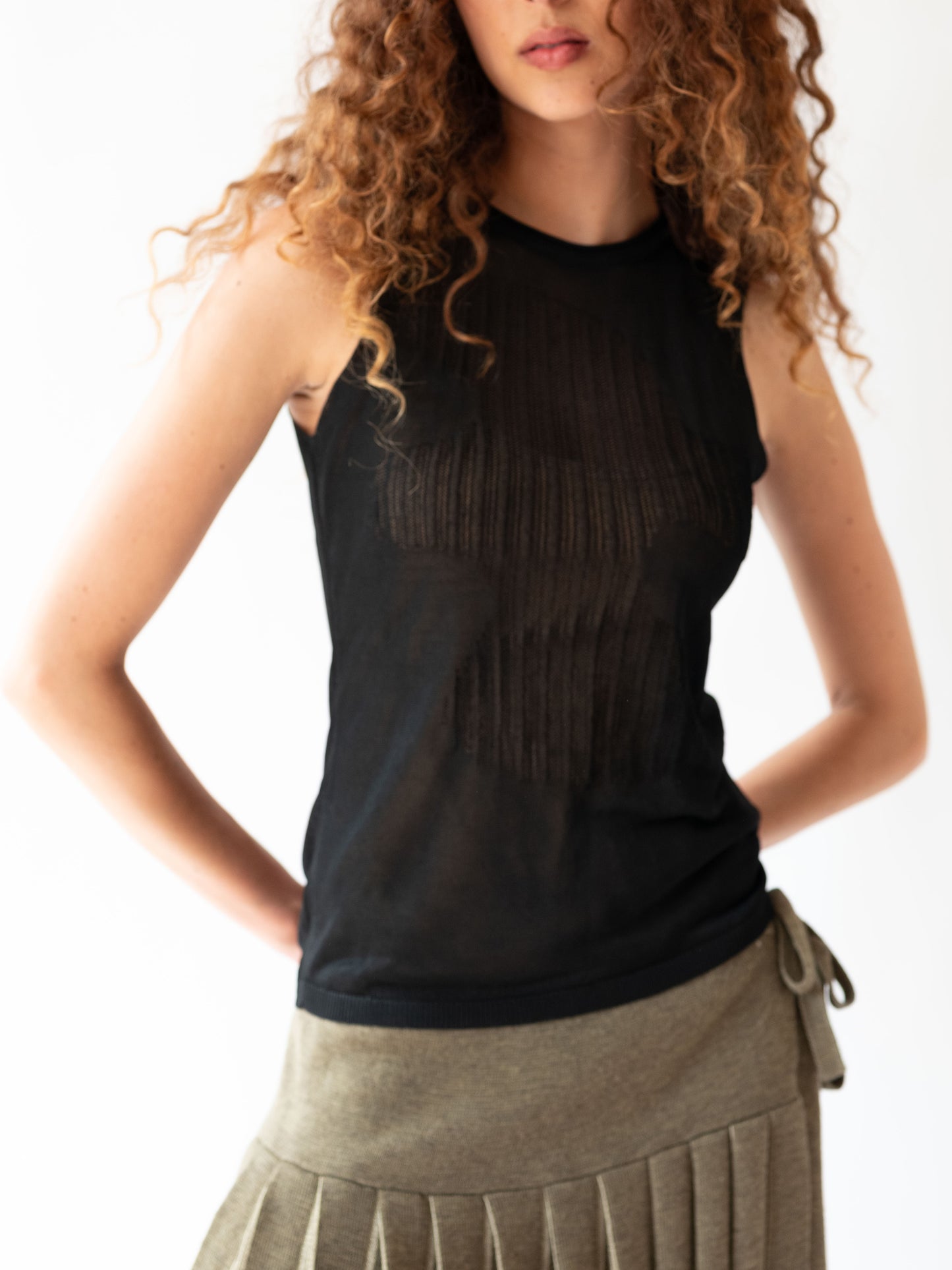 Arp Knitted Vest Black