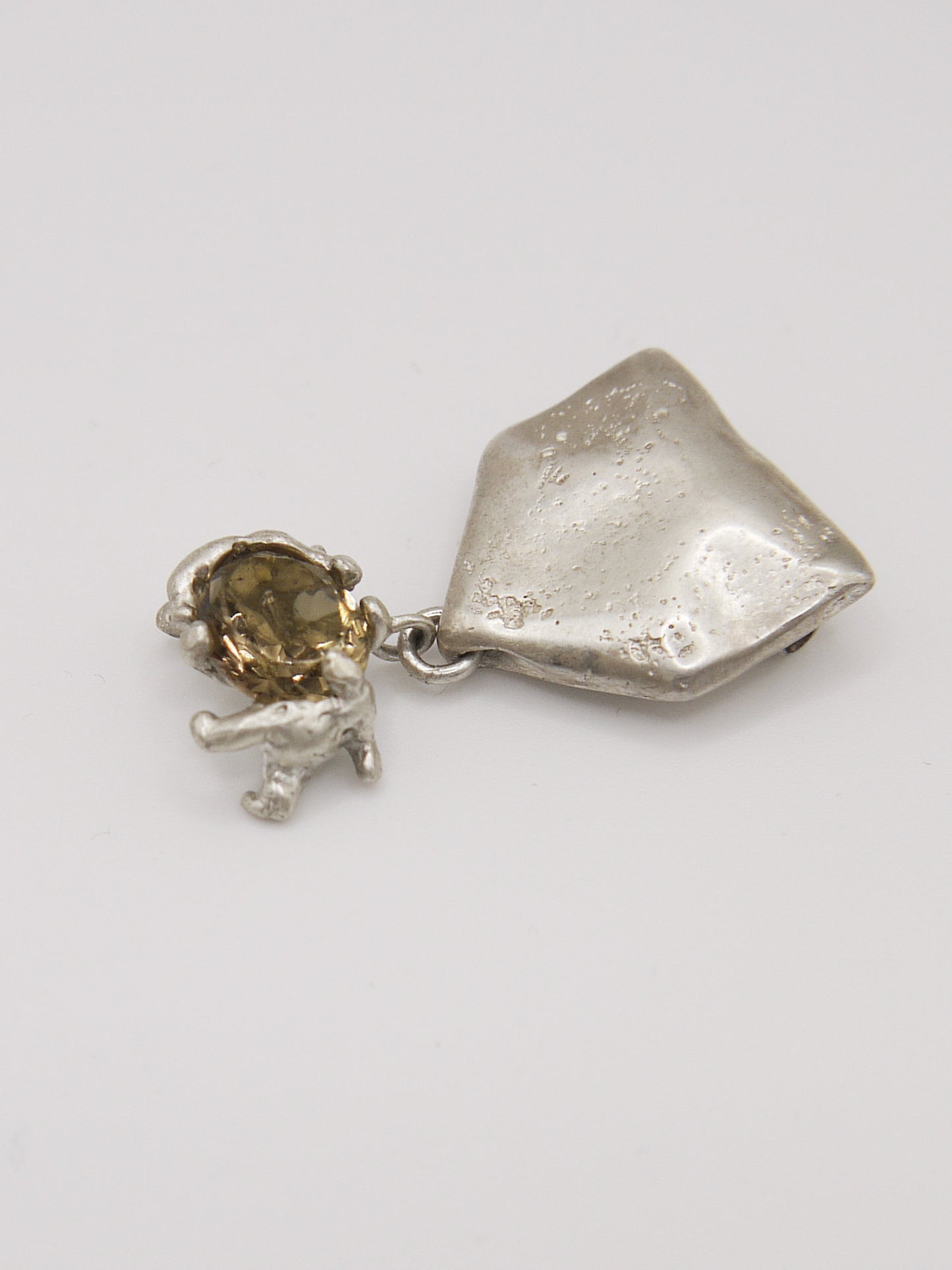 Glory Pin