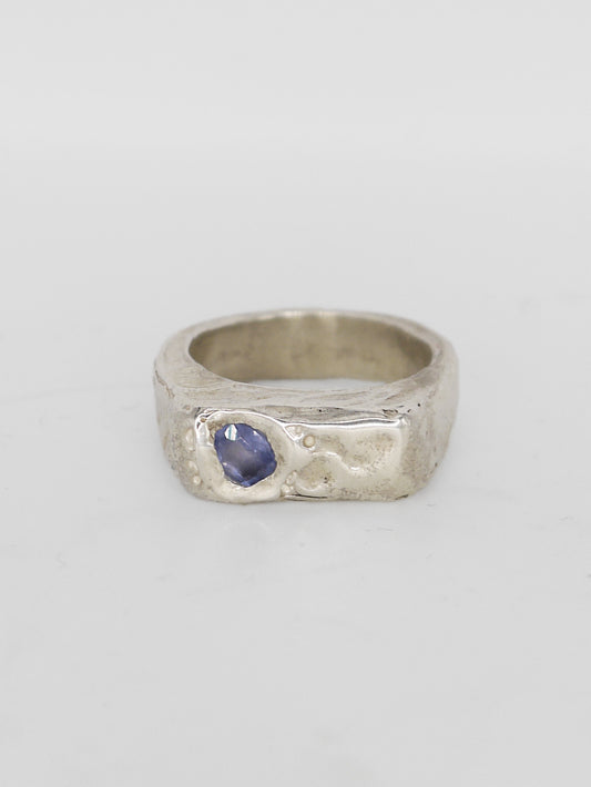 Globule with Sapphire