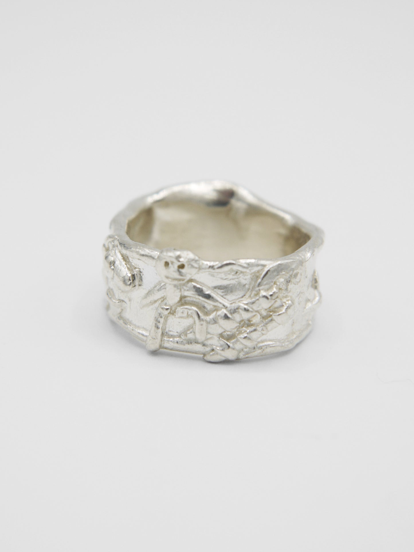 Calvino Ring