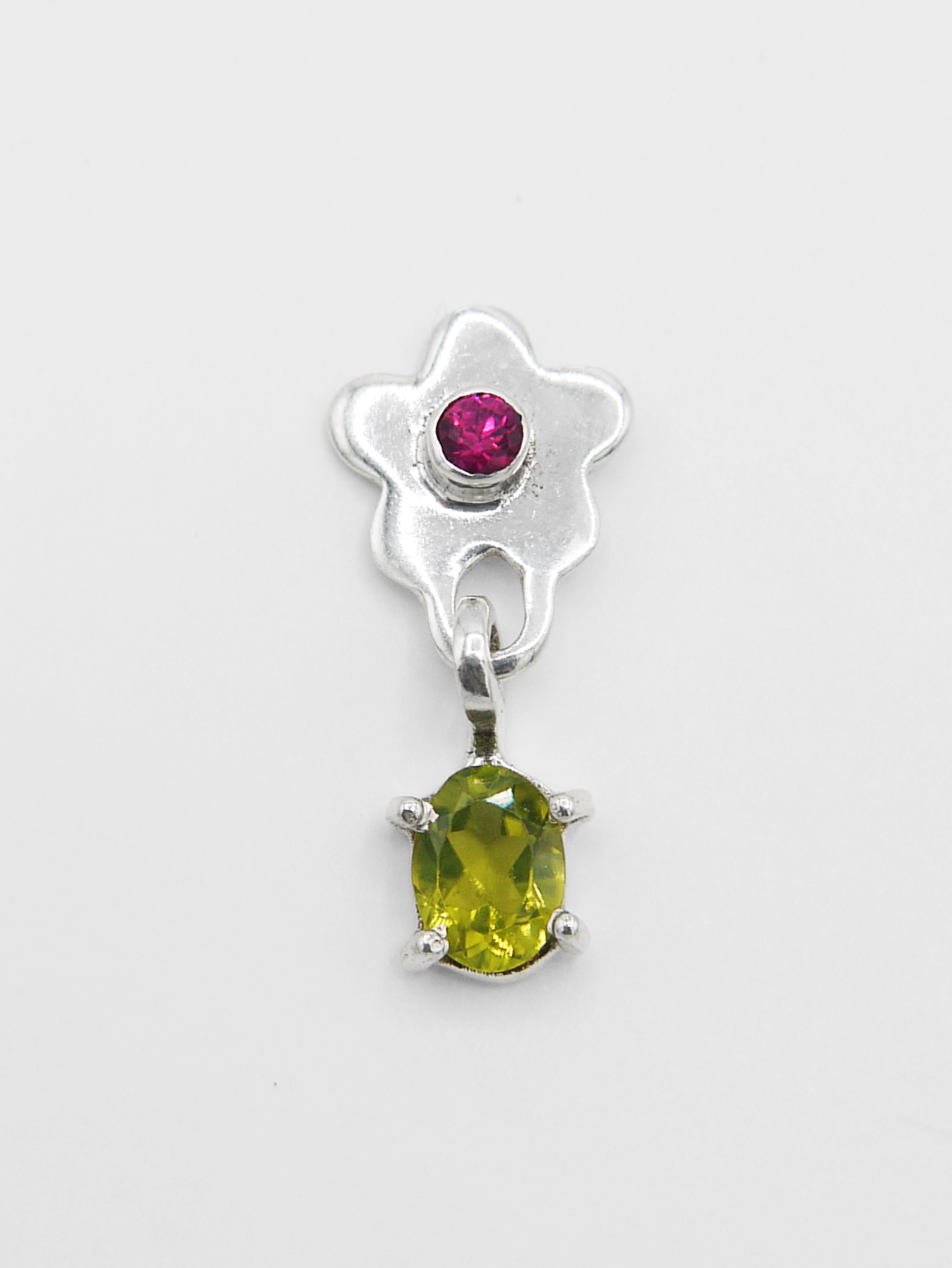 Dangle Flower Stud