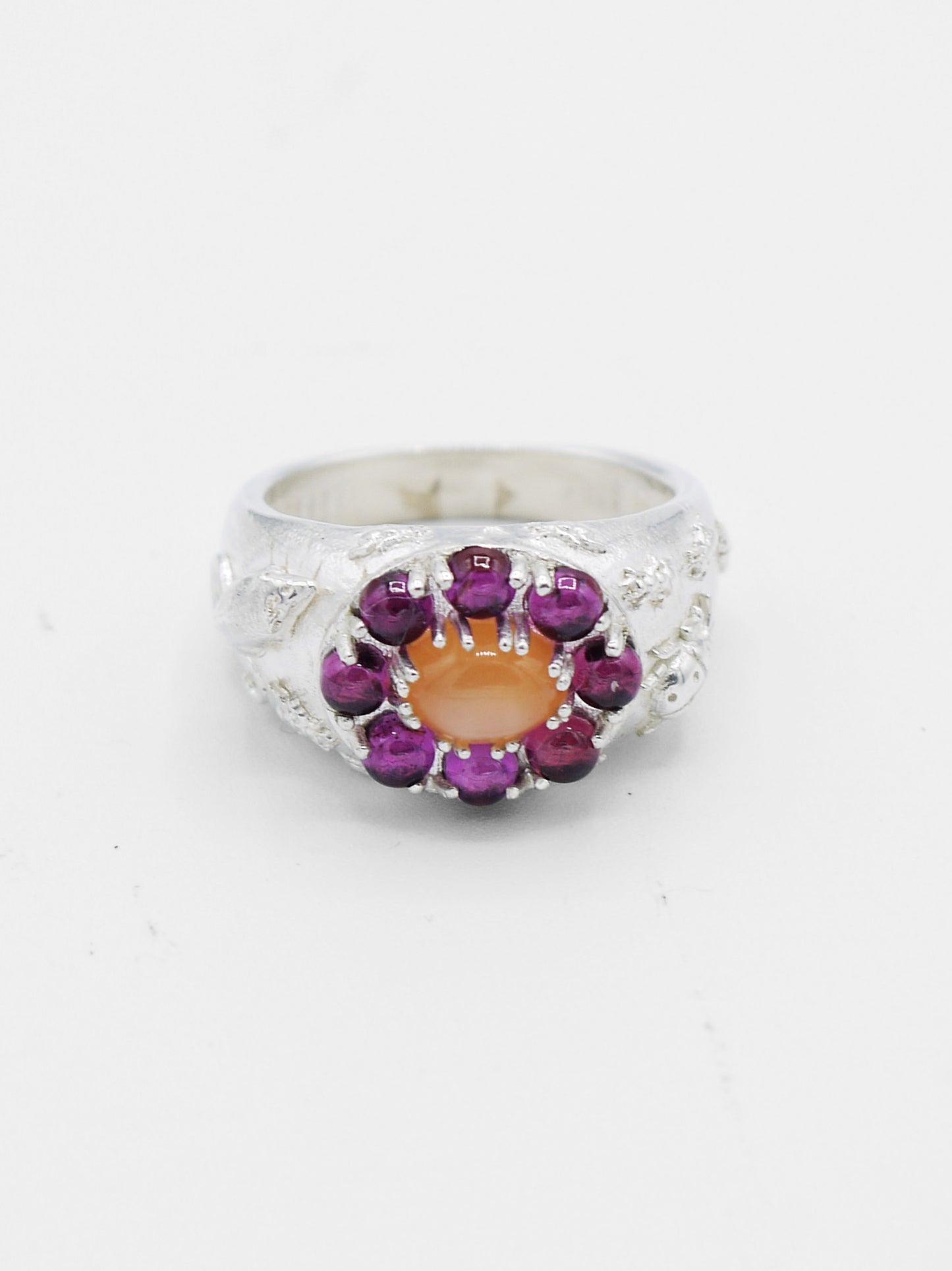 Pest Ring Moonstone + rhodolite garnet