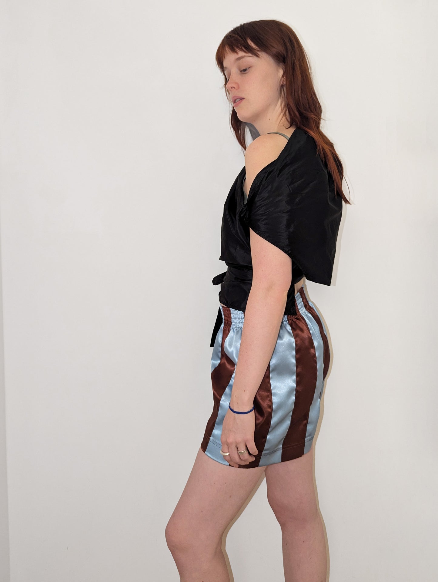 Ribbon Shorts Brown Blue Stripe