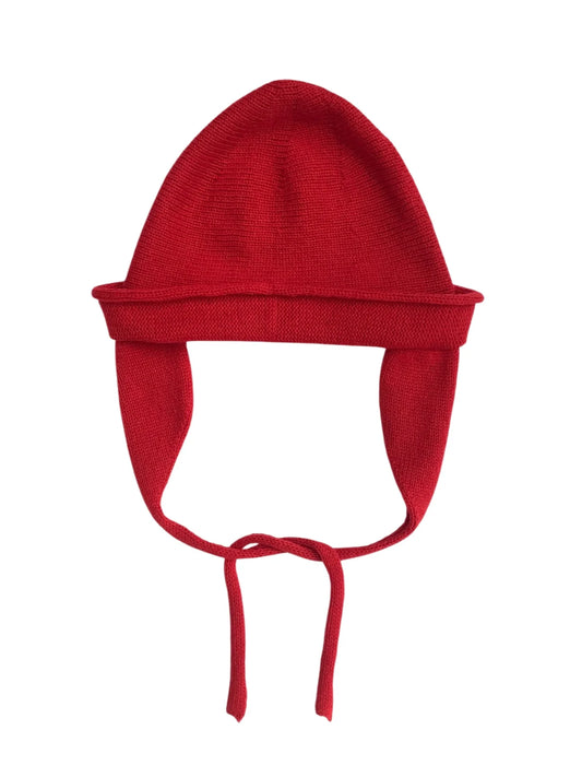 Two T hat, red
