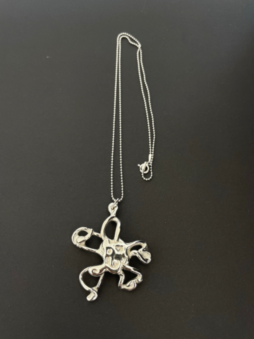 Flower Pendant Necklace