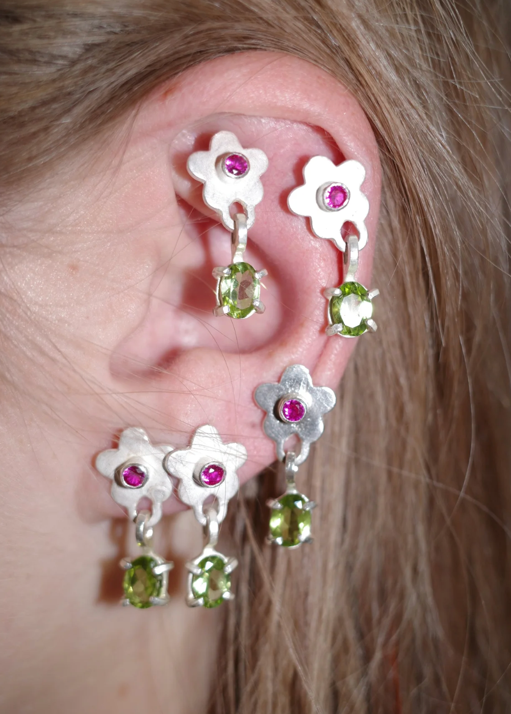 Dangle Flower Stud