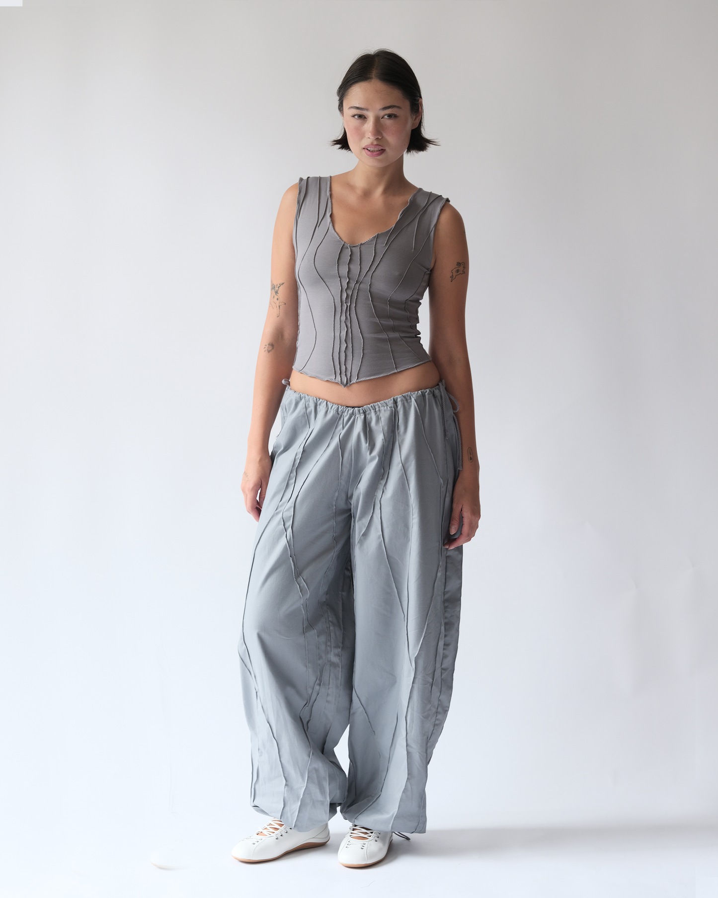 V-neck Tank Grey