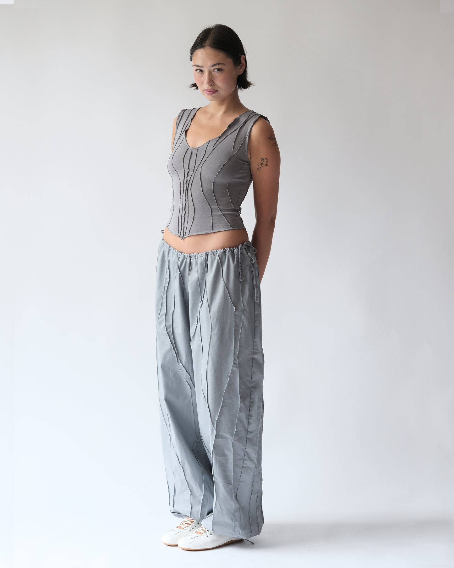 V-neck Tank Grey