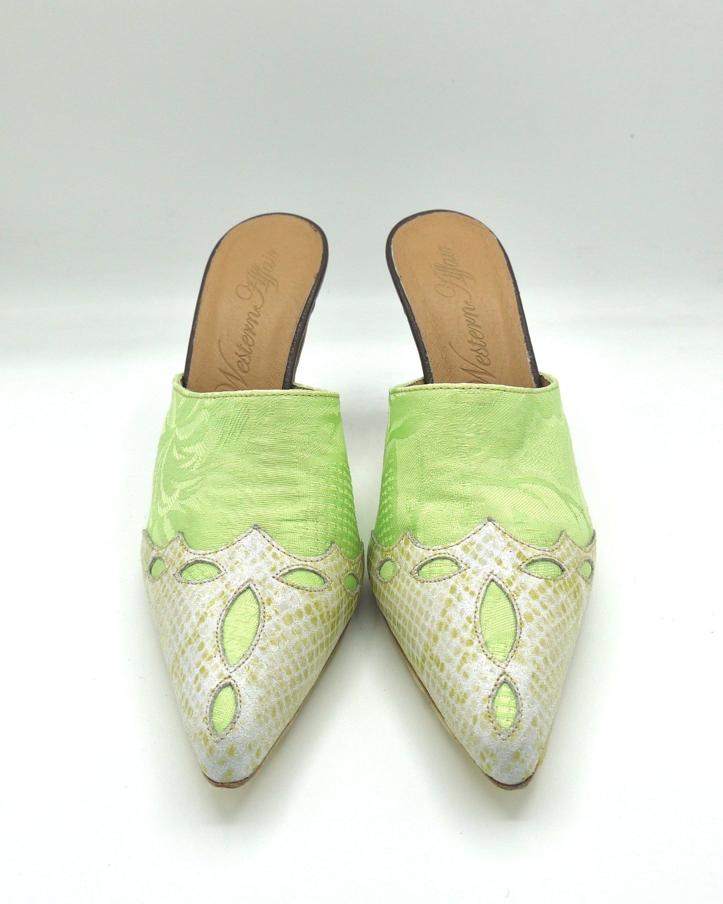 Cowgirl Mules in White Lime